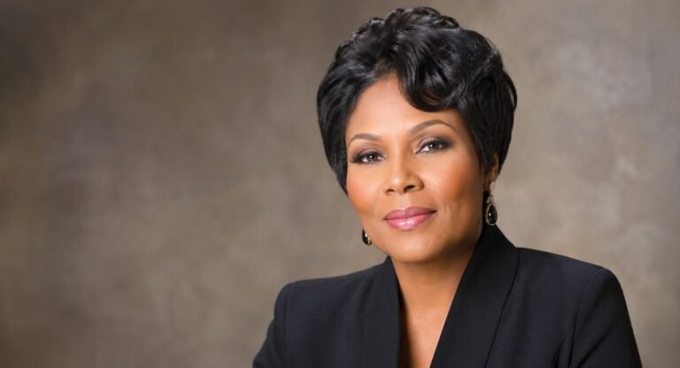 Gladys Louise Manigault Bio: Family Heritage, Sister of Omarosa Manigault and Personal Story gladys-louise-manigault